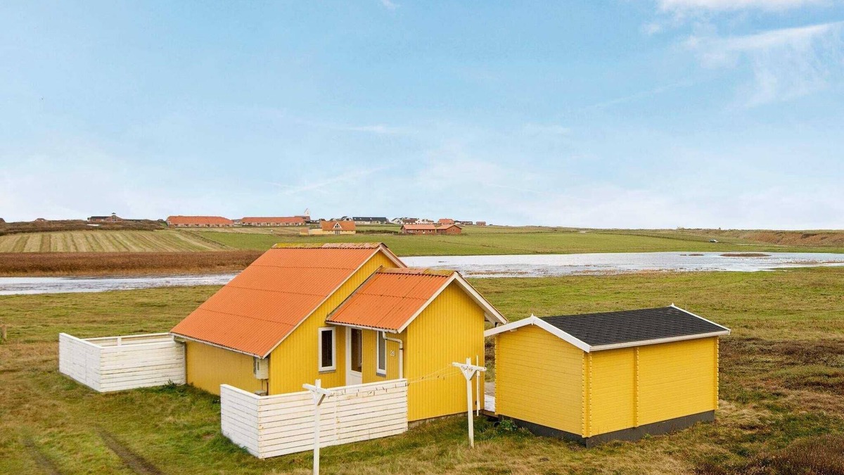 Trans House | 5 person holiday home in Lemvig