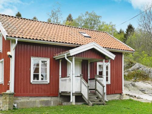 Brastad House | 5 person holiday home in BRASTAD