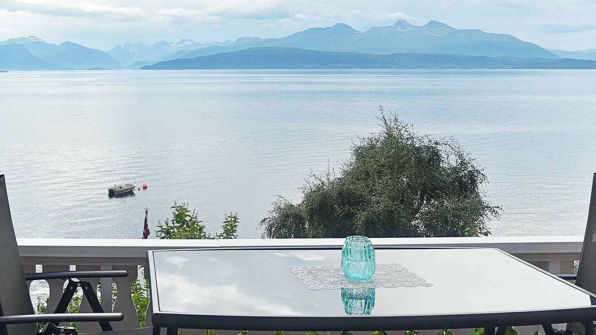 Molde House | 5 person holiday home in Molde