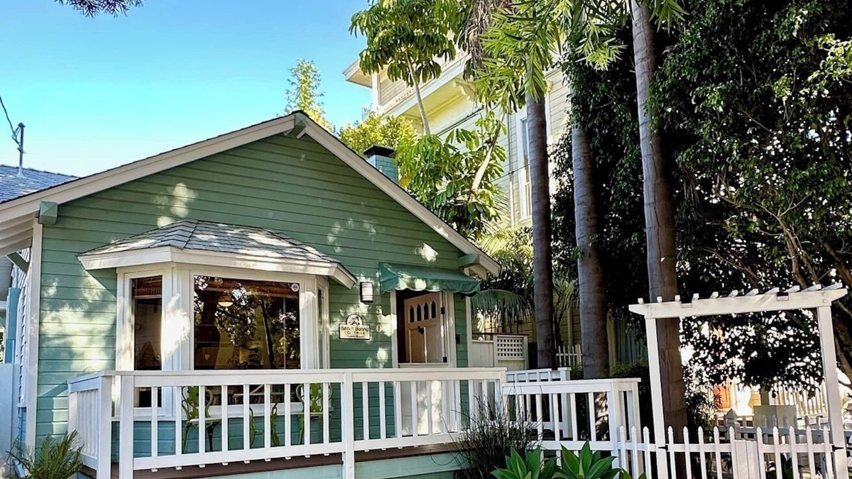 West Beach Cottage | 5-STAR Beach Bunny Cottage Vacation Rental in Santa Barbara 2-Blocks to Beach!