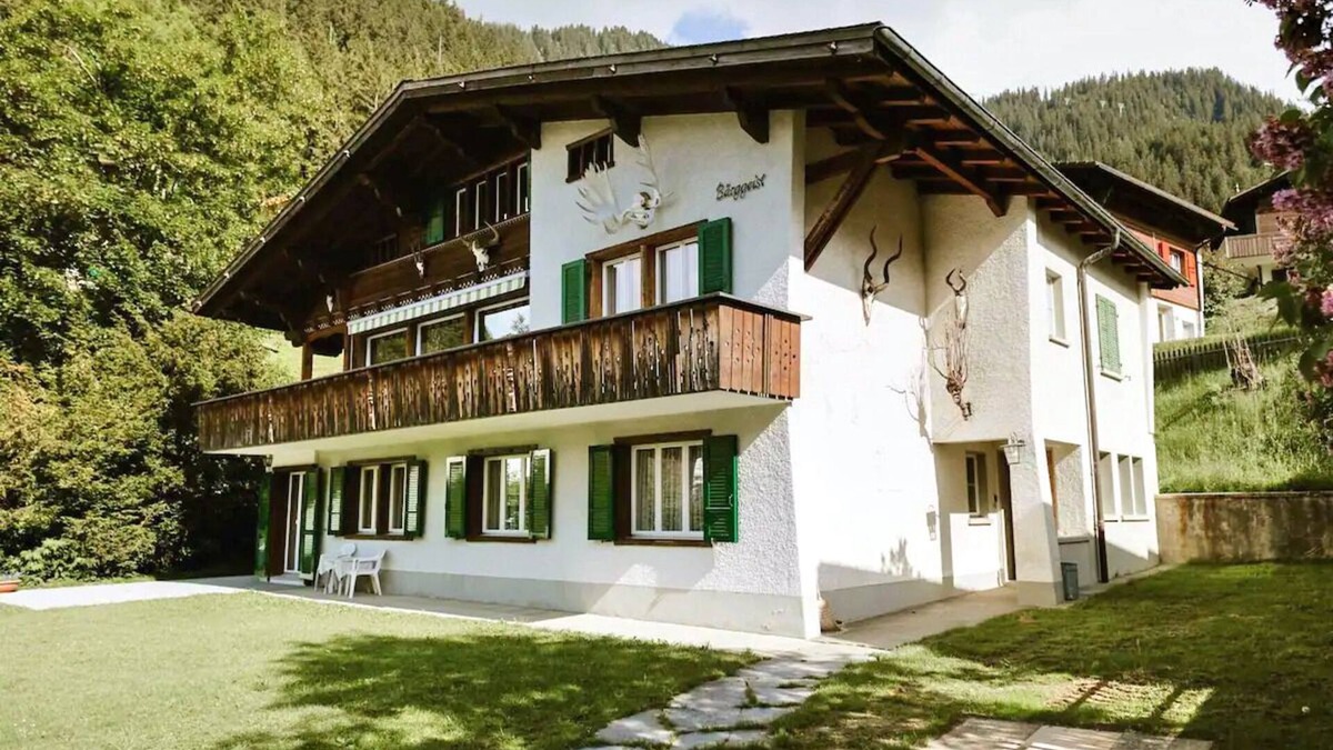 Adelboden Ski Chalet | 5-Zimmerwohnung 1. und 2. Stock im Zentrum von Adelboden