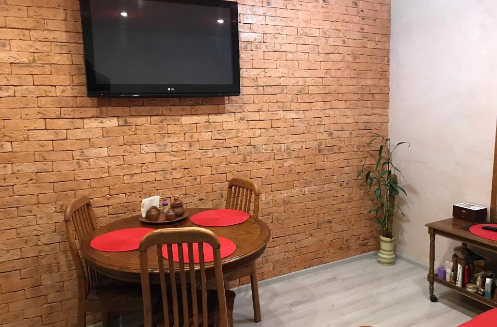 Kirovsk Apartment | 50 лет октября дом 33