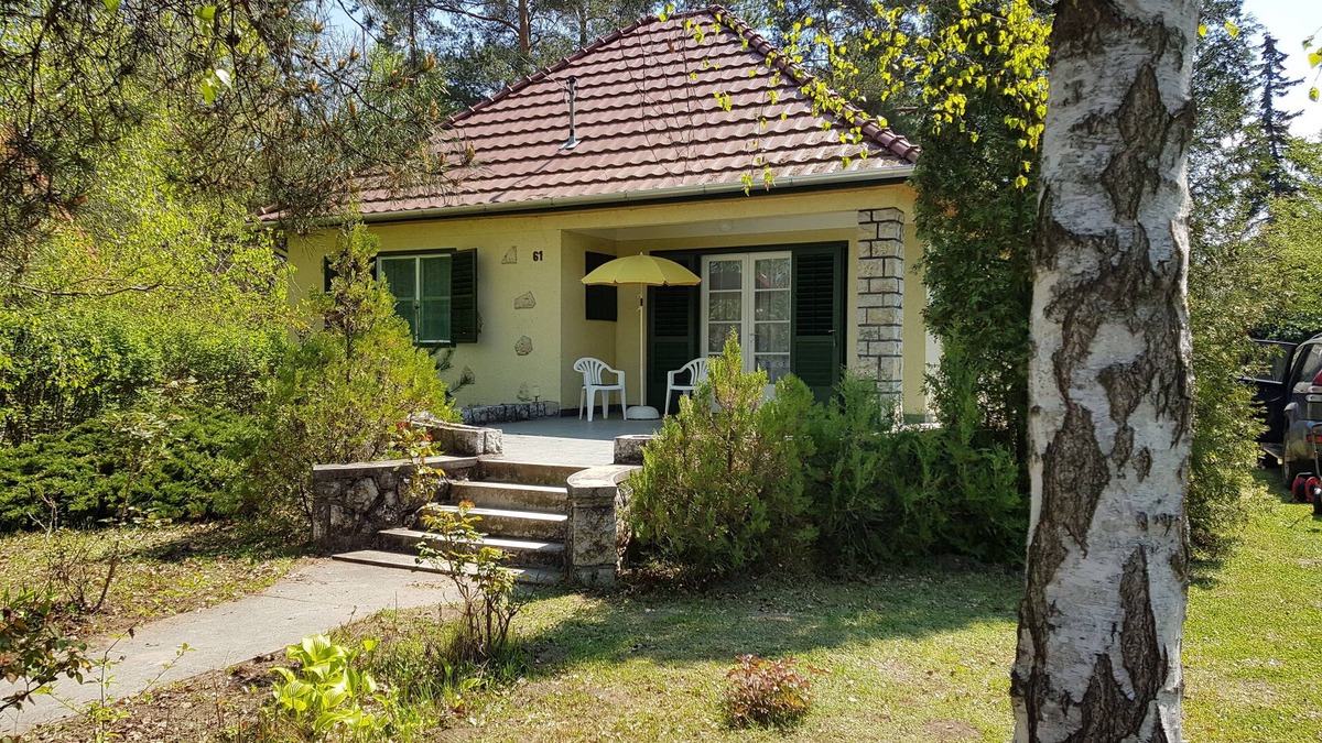 Siofok House | 50 Steps To The Lakeside