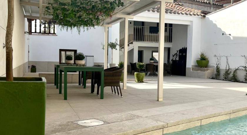 Orgaz Bed & Breakfast | 500 m² Bed and breakfast ∙ 7 bedrooms ∙ 19 guests
