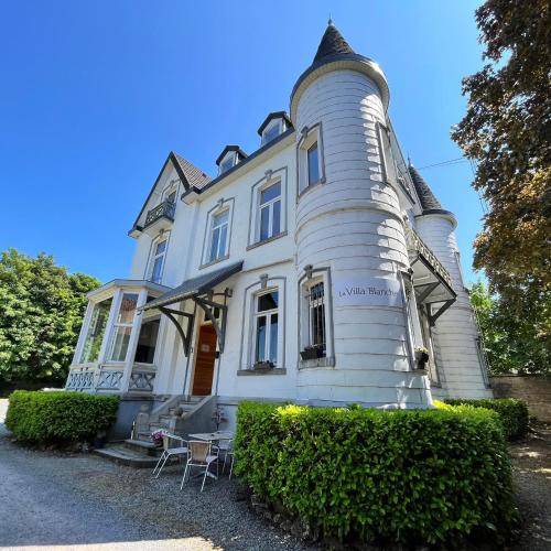 Spa Bed & Breakfast | 500 m² Bed and breakfast ∙ 8 bedrooms ∙ 19 guests
