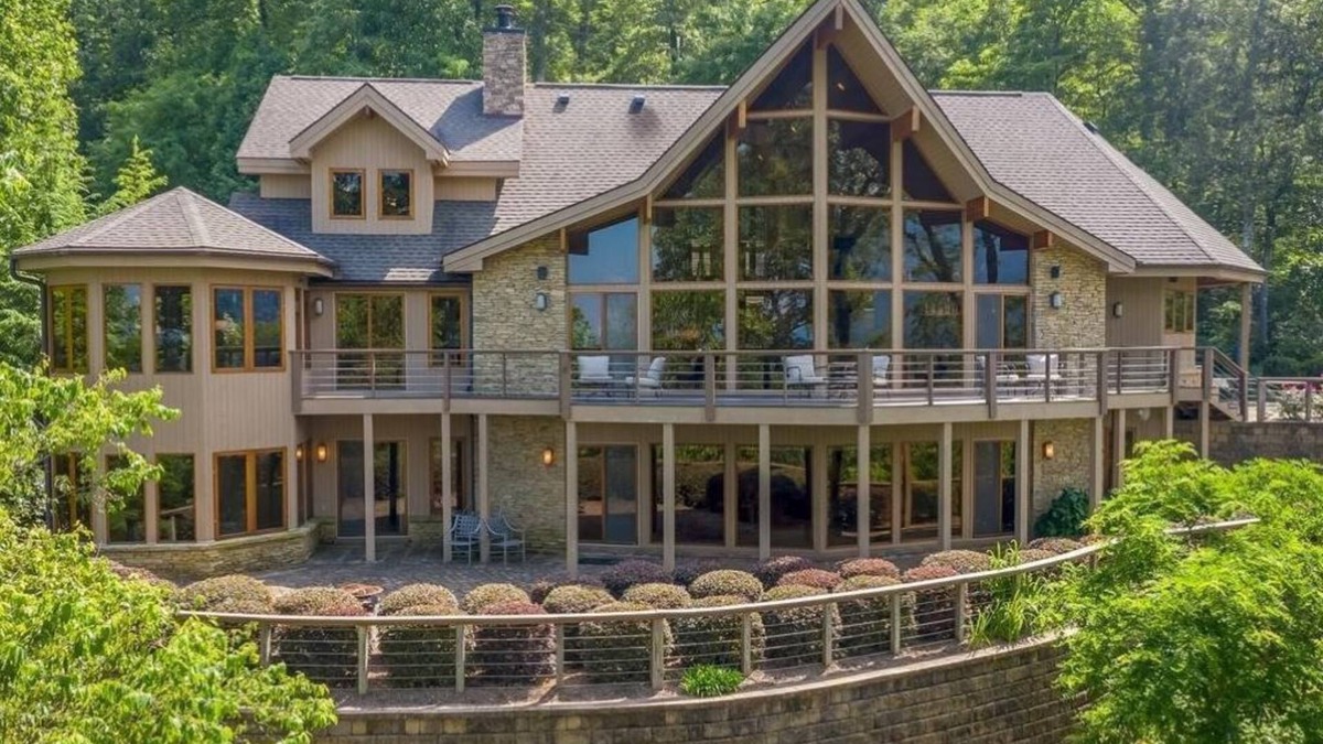 Lake Lure House | 500 OFF WEEK RENTAL! Two weeks left!nMountain, Luxury, Panoramic View, Lake Lure