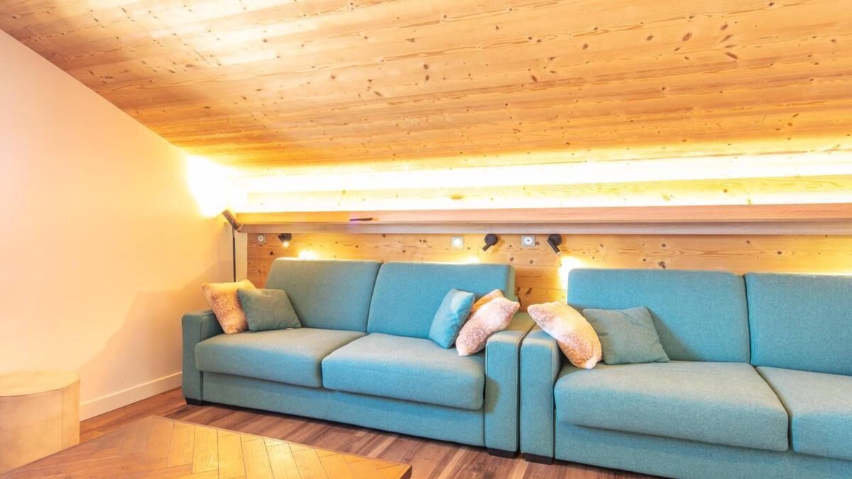 Doucy-Combelouviere Apartment | 50m from resort center, balcony, parking, tv, ski locker, 65m², Valmorel