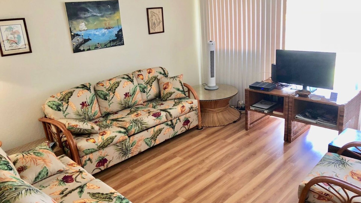Punaluu Condo | #52 2 Bedroom/2 Bath Beautifully Furnished