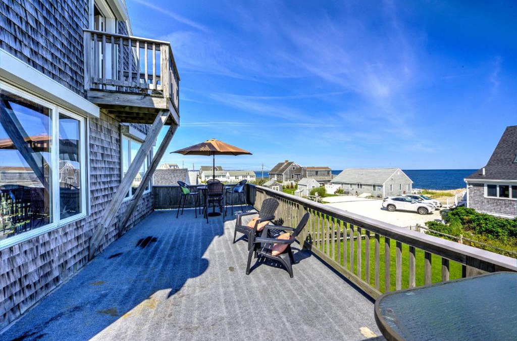 Sandwich House | 53 Freeman Avenue Sandwich - Cape Cod
