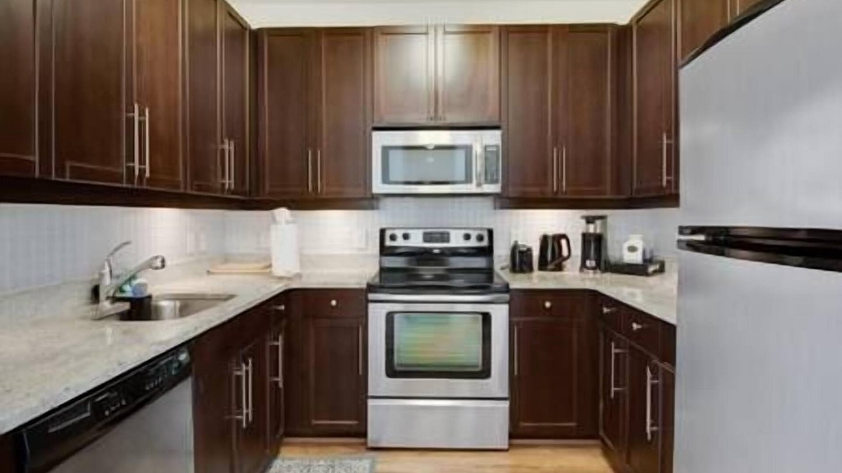 Old Town Alexandria Apartment | 532 · Live Well | Relax | Cozy | Old Town | 2 Bedrooms