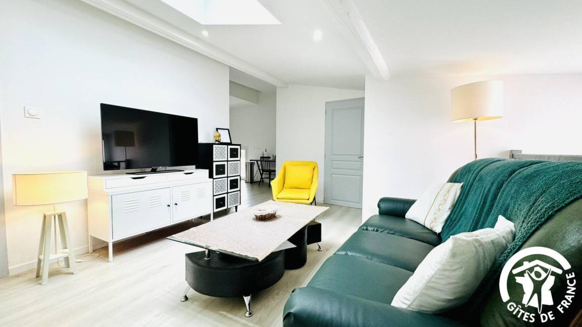 Alzonne House | 54 m² Gîte ∙ 1 bedroom ∙ 4 guests