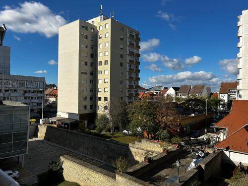Gyor Apartment | 55 m² Apartment ∙ 2 bedrooms ∙ 5 guests