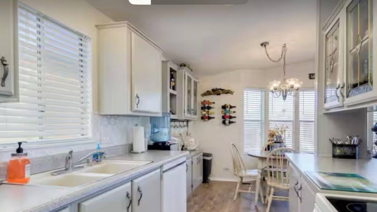 East Mesa House | 55+ONLY—Beautiful Gated Community Retreat