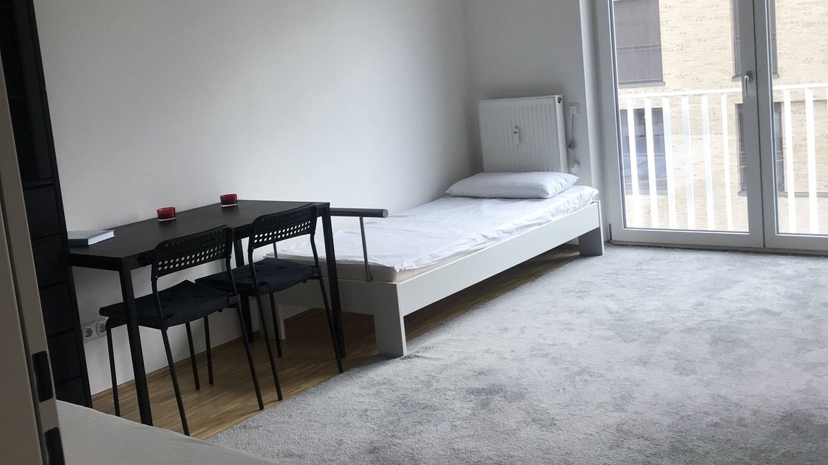 Oberfohring Condo | 55m Apartment