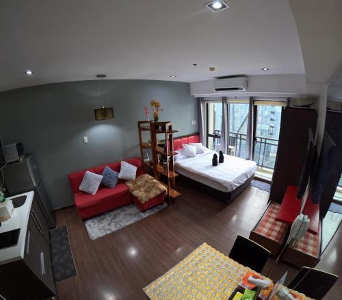 Downtown House | 56th Floor - Makati View - Knightsbridge Residences