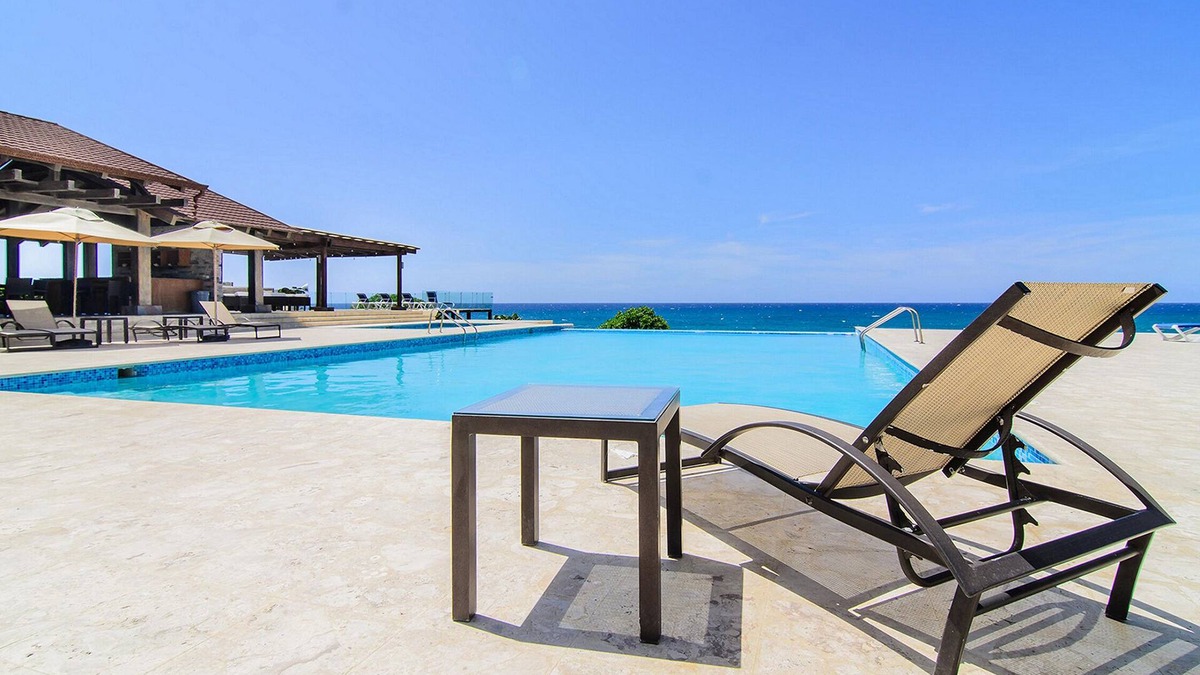 Sosua Apartment | 5BD top-floor beachfront penthouse with amazing sea views! Families only
