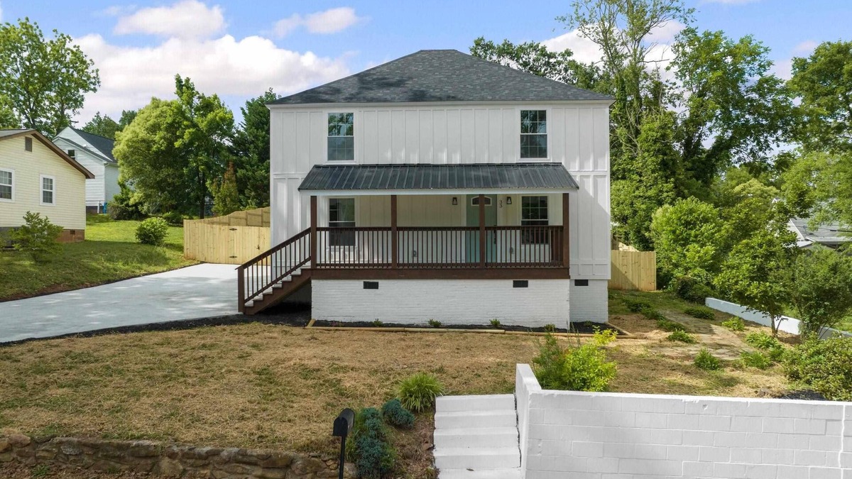 Dunean House | 5BR 4B Huge Space with Game Barn