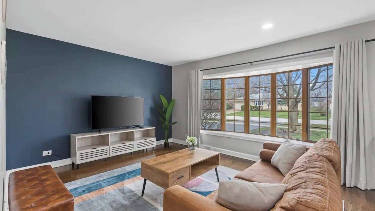 Roselle House | 5BR Family Home + Backyard | LCP Collection