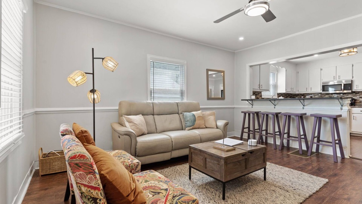 Greenville House | 5BR Group Getaway, Pet-Friendly Ideal for Weddings