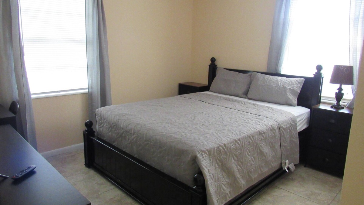 Orient Park House | 5BR Home in Tampa, Great Location