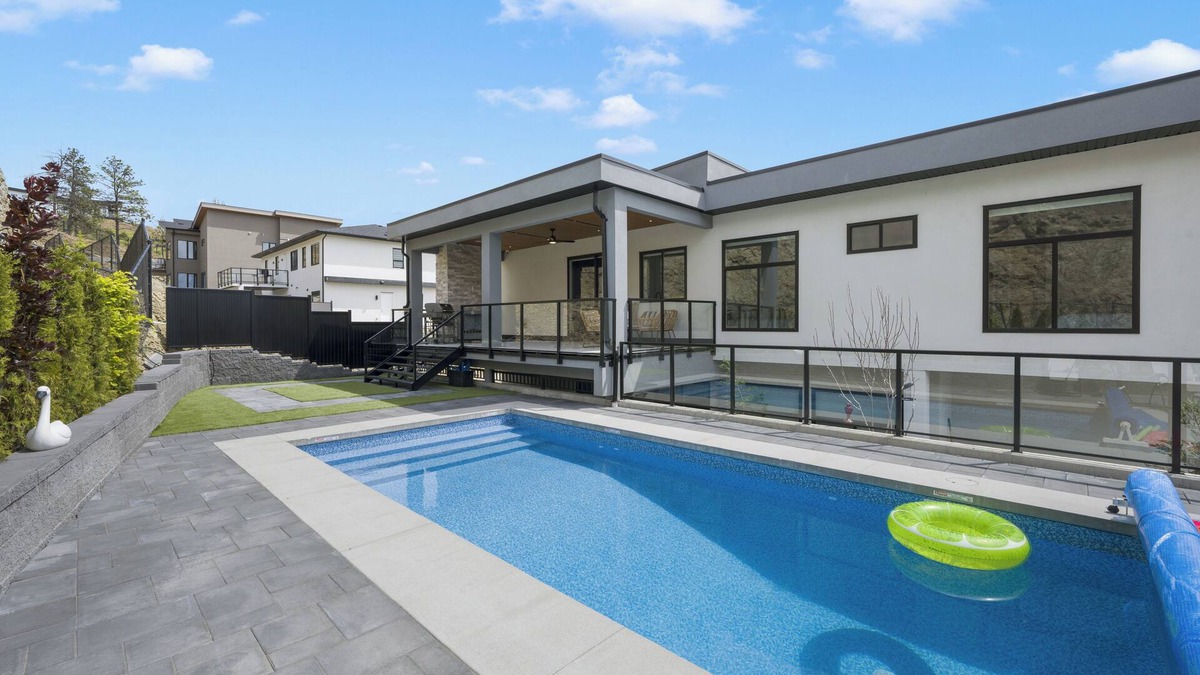 Central Okanagan House | 5BR Home/Seasonal Pool/Lake Views