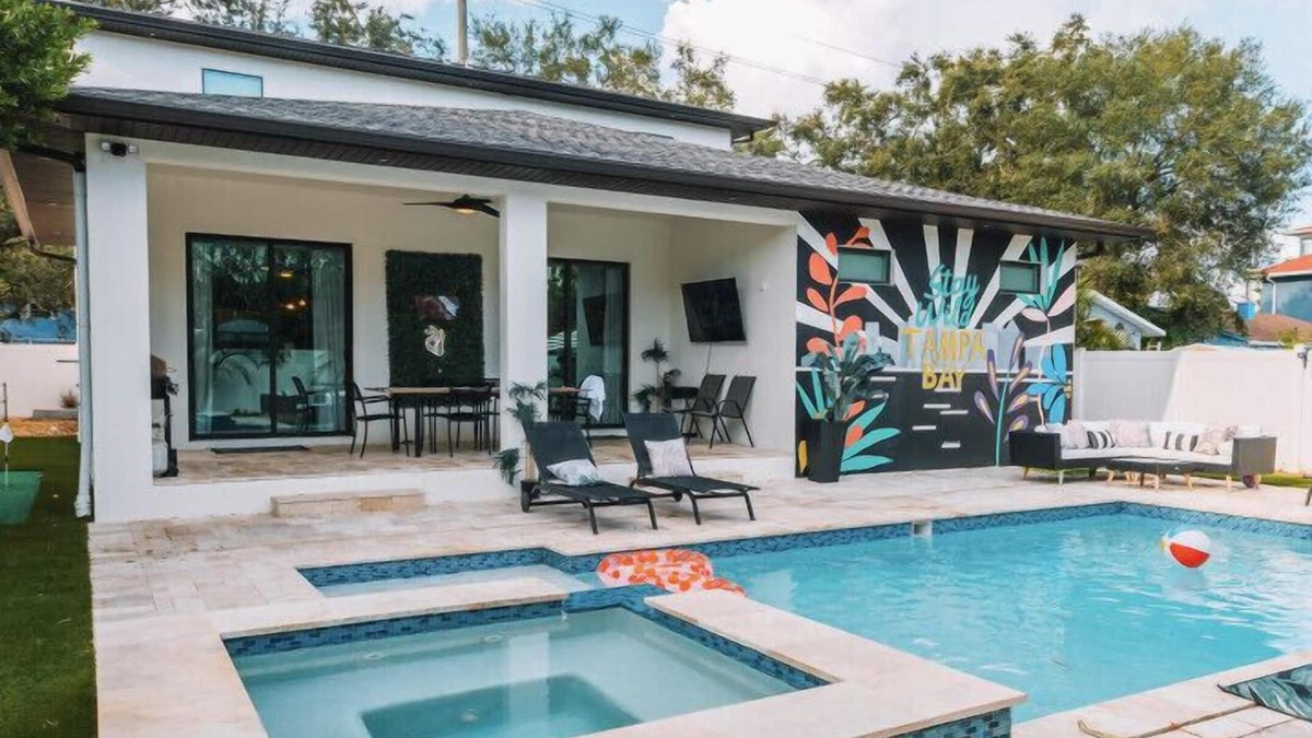 Sun Bay South House | 5BR Serenity Tampa: Pool/Hot tub
