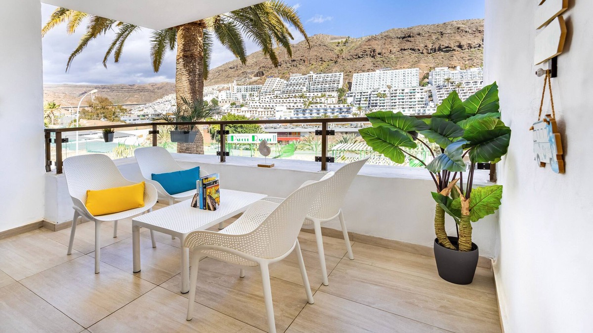 Puerto Rico Apartment | 5min walk from the beach! Modern renovated apartment with pool. CASA LINC