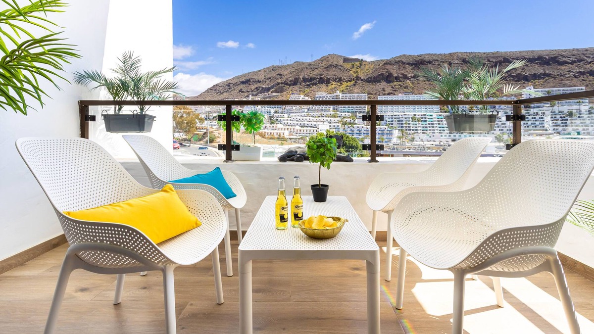 Puerto Rico Apartment | 5min walk from the beach! Modern renovated apartment with pool. CASA LOLA