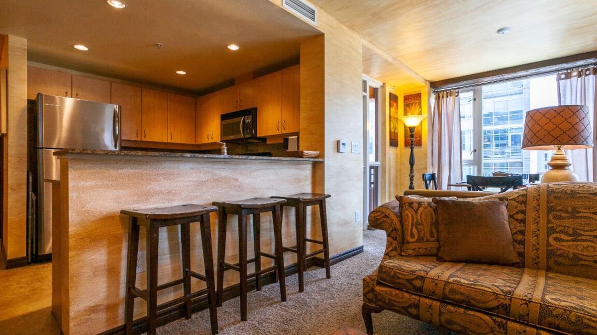 Downtown San Diego Condo | 5th Floor Corner Unit Dual Master with City Views and Parking - Pet Friendly