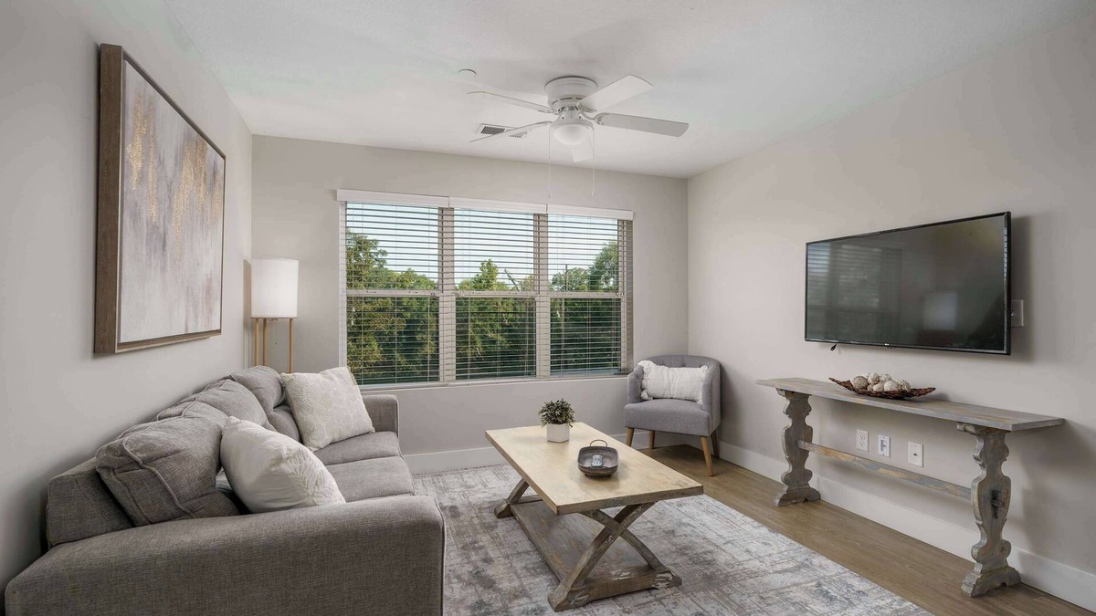 Tuscaloosa Condo | 5th Quarter at Watercress- 0.9 Miles to UA- 2 BR 2 BA- Riverfront