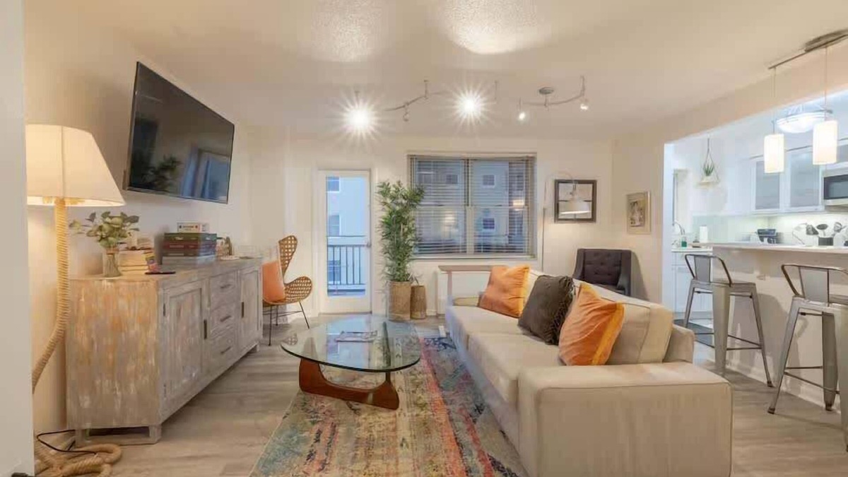 Downtown Atlanta Condo | 6-0 Cozy Atlanta Condo, Modern Comfort!