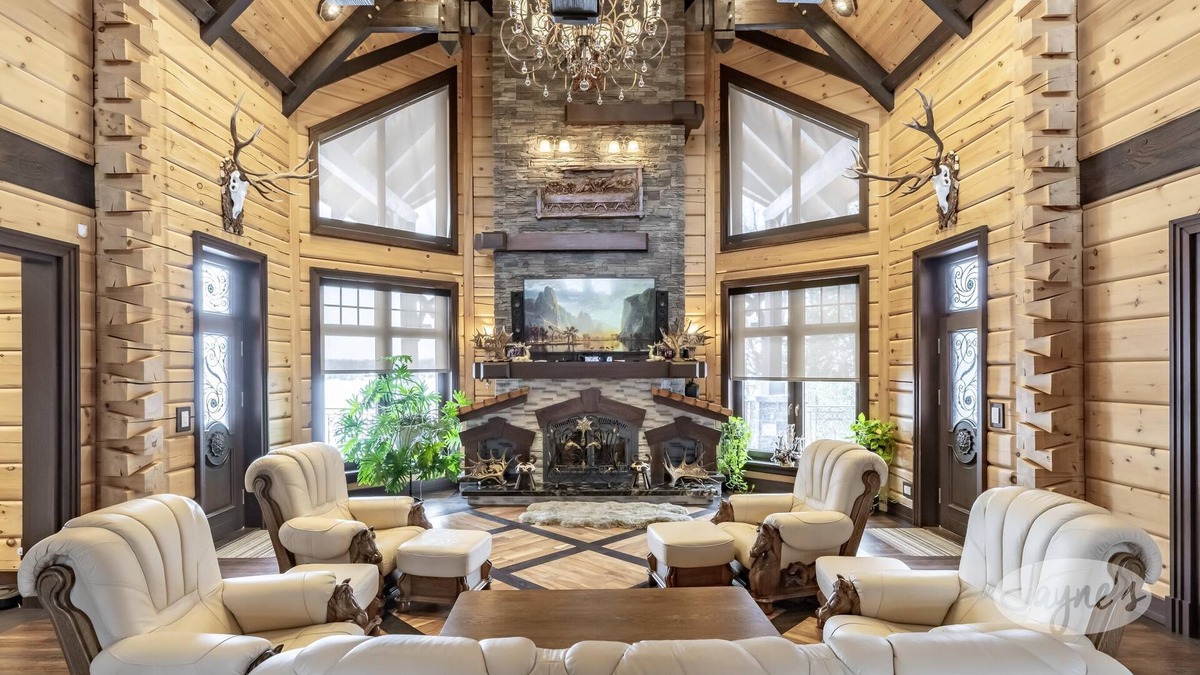 Oro-Medonte Cottage | 6 bdrm 6 bath Log oasis on Lake Simcoe! Sauna! Hot tub! Theatre! Boathouse!