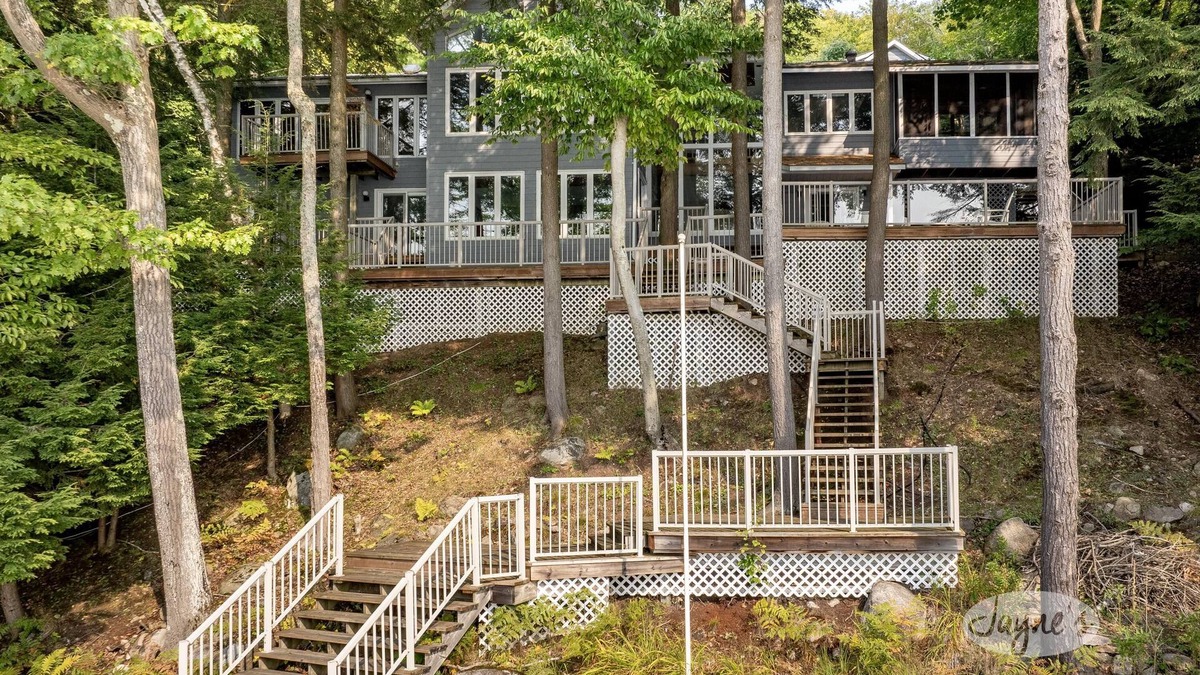 Port Carling Cottage | 6 bed 5 bath cottage on Lake Muskoka