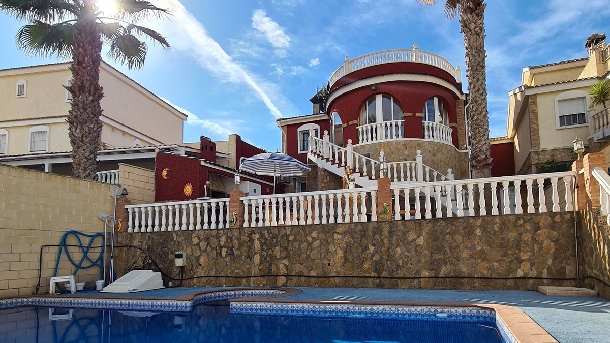 Monforte del Cid Villa | 6-Bed Villa, Sleeps 14 with Pool & Parking