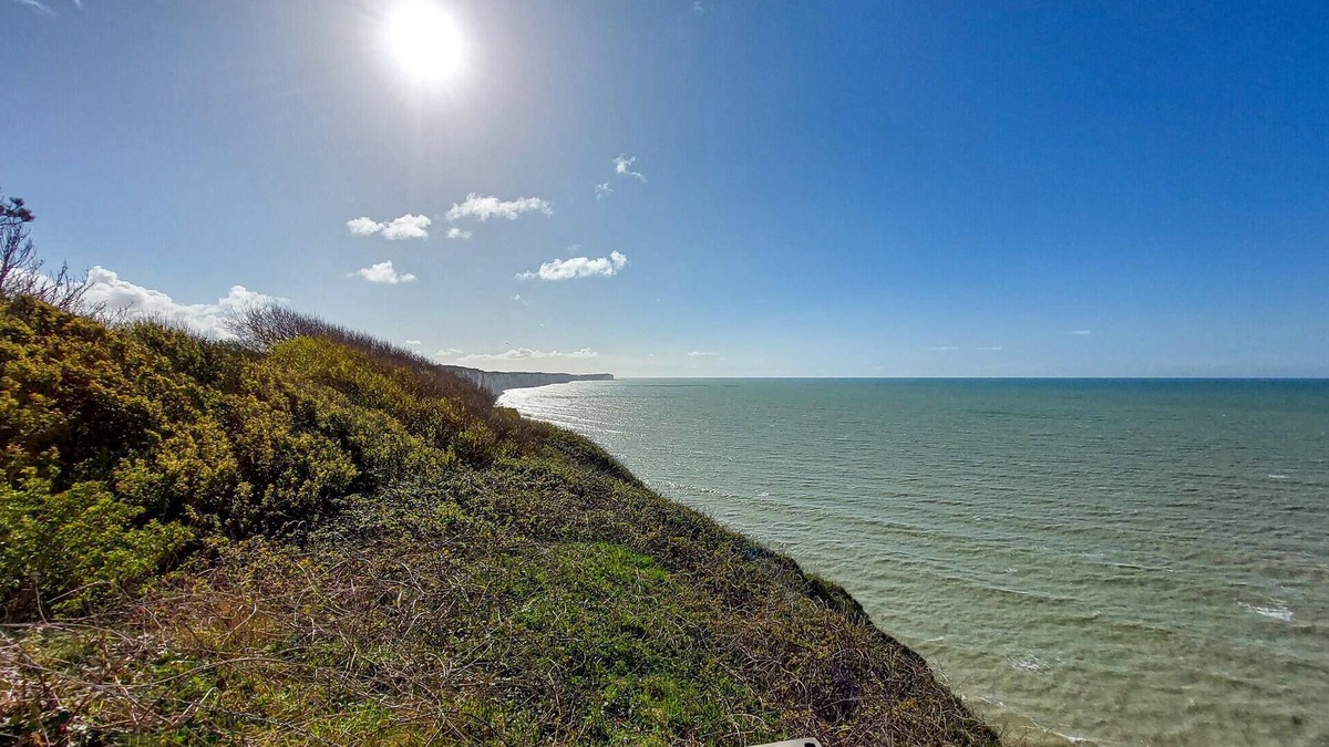 Fontaine-la-Louvet House | 6 bedroom accommodation in Fontaine-la-Louvet