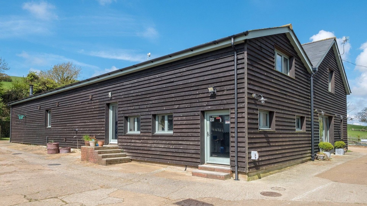 Ventnor Cottage | 6 bedroom accommodation in Wroxall