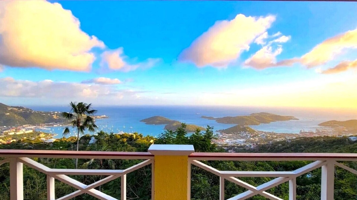 North Side Villa | 6 Bedroom Ensuite Villa with Ocean Views, Private Saltwater Pool, Tropical Gardens