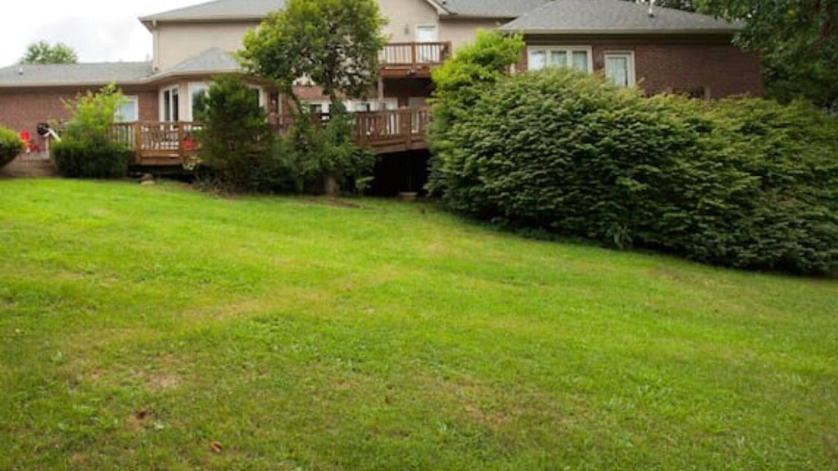 Goodlettsville House | 6 bedroom estate close to Broadway