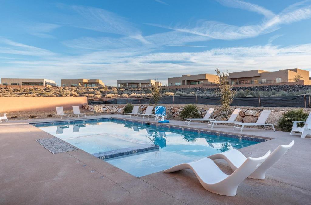 St. George House | 6-bedroom home with private amenities