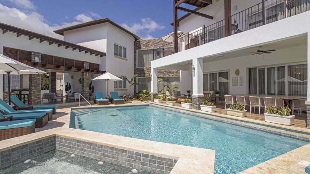 Barrio Las Yaguitas Villa | 6 bedroom luxury villa in superb Puerto Plata!