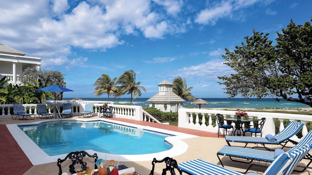 Montego Bay Villa | 6 bedroom Ocean View Private pool Staffed with cook, housekeeper and butler