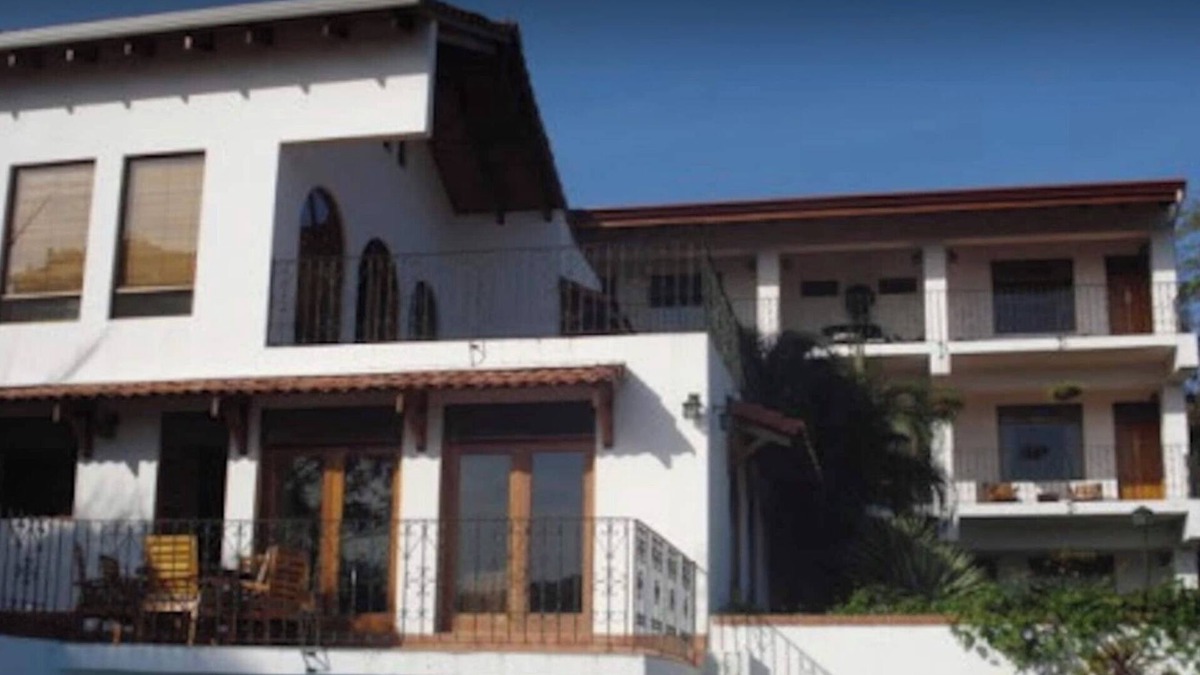 El Ocotal Villa | 6 Bedrooms Ocean Villa Just 400 meters from the Ocotal Beach