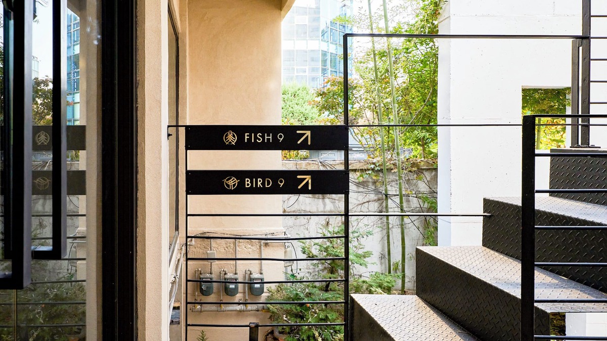 Yeonnam-dong House | 6 Bedrooms with Garden Urban living 5-min walk to Hongik University Station