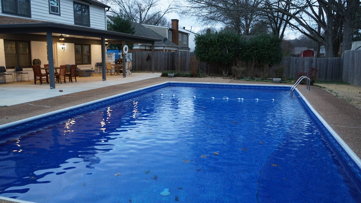 Ellendale House | 6-BR Home Near Memphis Airport- Close to Everything