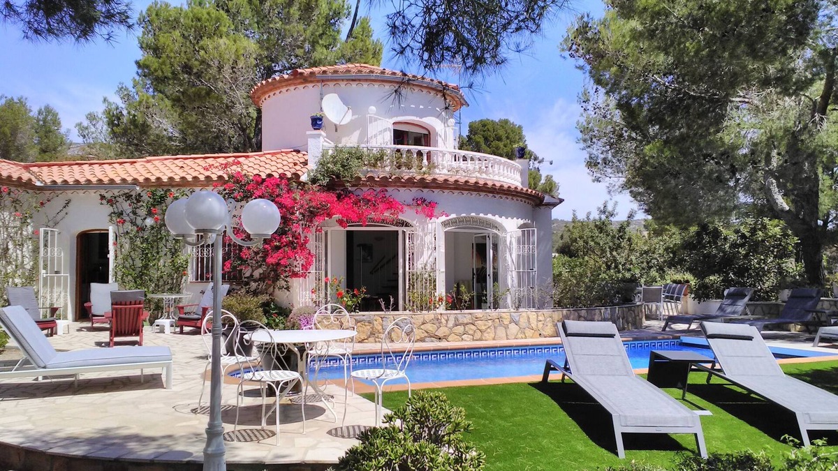 Les Planes del Rei Villa | 6 kms from Hospitalet Del Infante in Planas Del Rey villa with heated pool