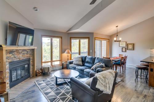 Fraser Apartment | 6 Mi to Winter Park Mtn-View Condo with Balcony!