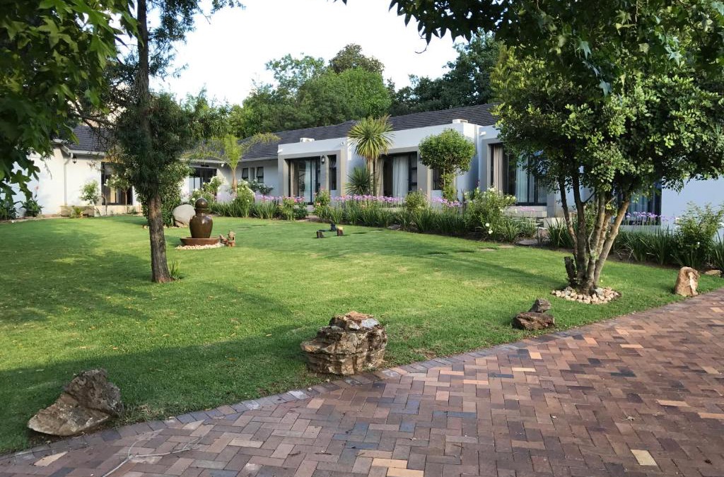 Woodmead House | 6 on Morris Guest Lodge