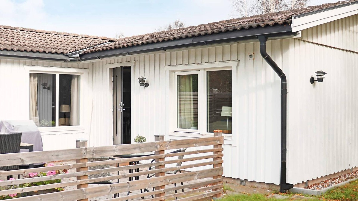 Skummesloevsstrand House | 6 person holiday home in LAHOLM