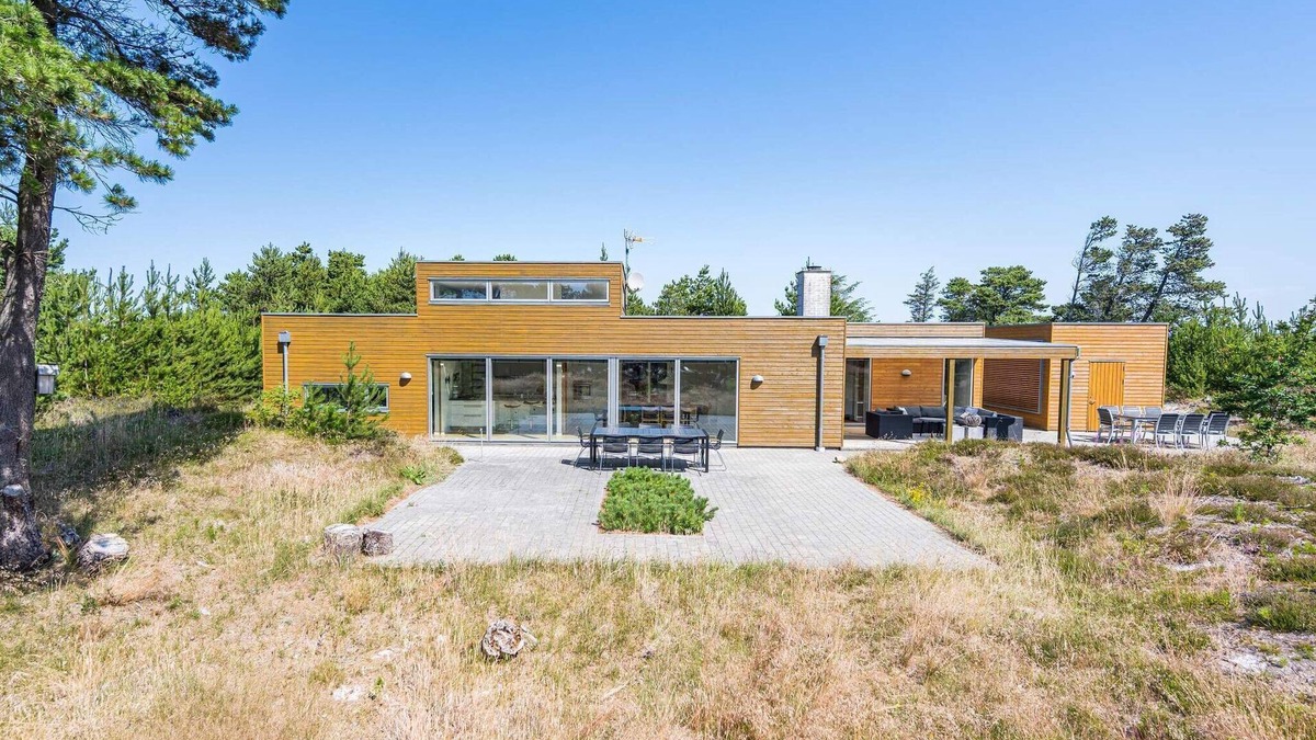 Henne Strand House | 6 person holiday home in Henne