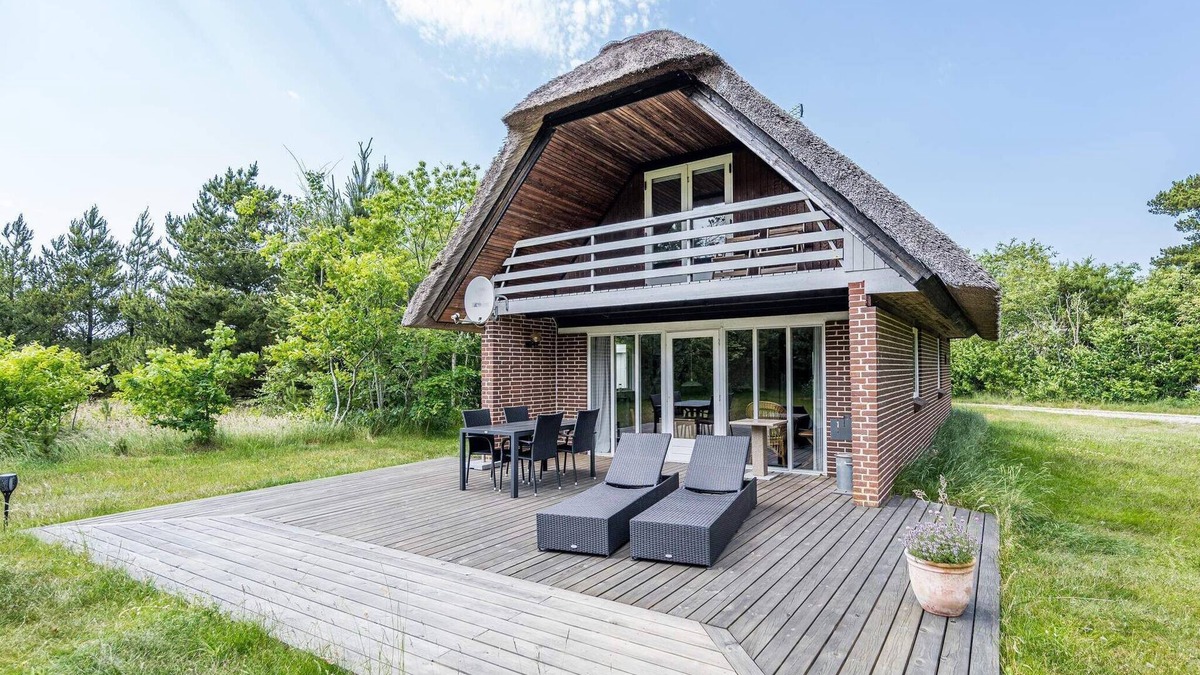 Henne House | 6 person holiday home in Henne